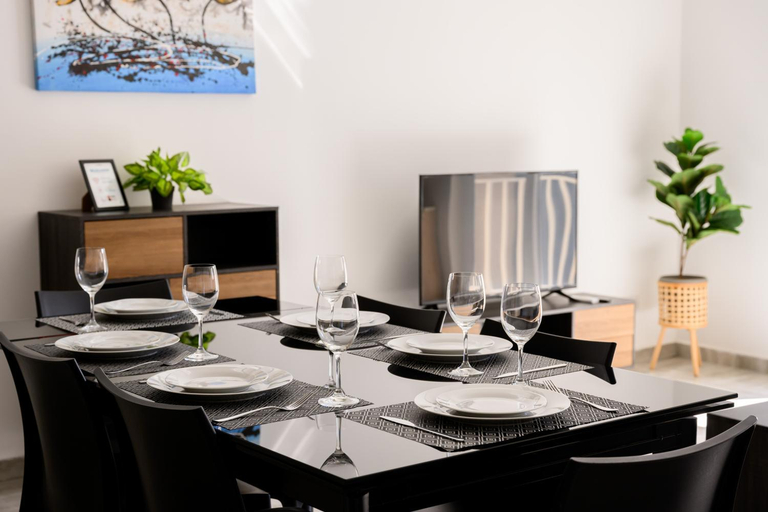 Others 5, F9 Room 3, Private Room two single beds with shared bathroom in shared Flat