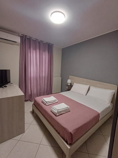 Others 4, affitta camere gold, Barletta-Andria-Trani
