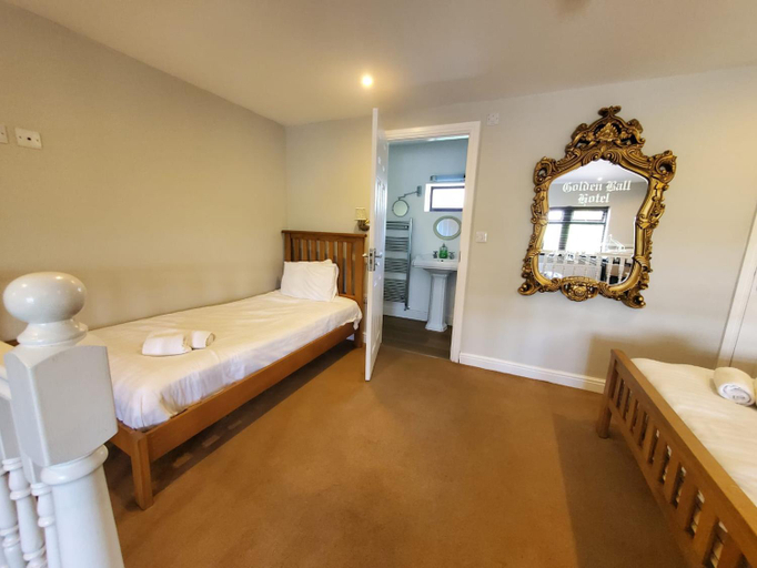 Others 5, The Golden Ball Cottages, Lancashire