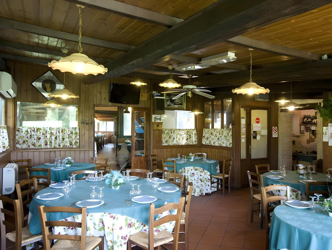 Food & Drinks 3, La Vecchia Quercia, Rieti