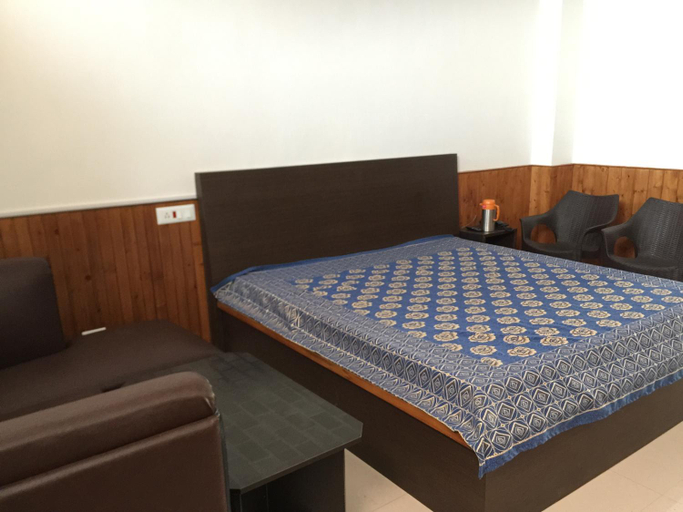 Bedroom 2, Hotel Jeevan Jyoti, Shimla