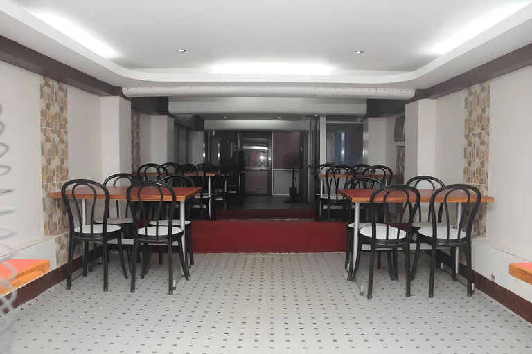 Food & Drinks, Hotel City Park, Kamrup Metropolitan