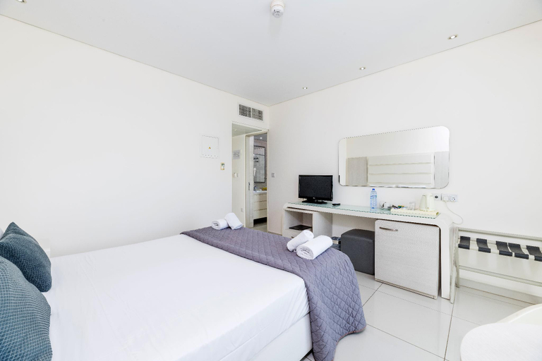 Bedroom 3, Tasia Maris Oasis