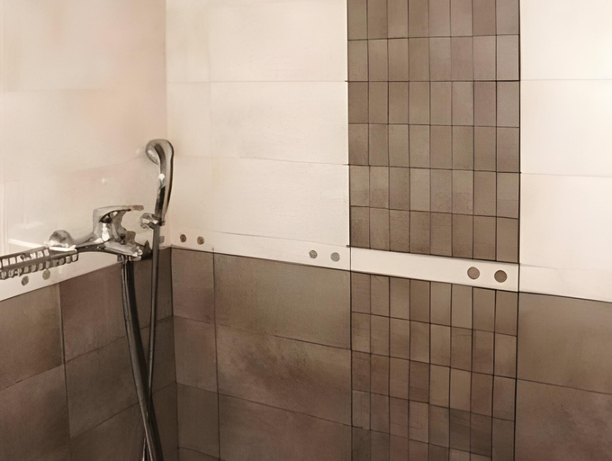 Bathroom 4, Philoxenia Hotel, Central Greece