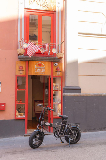 Exterior & Views 2, Lampara, Napoli