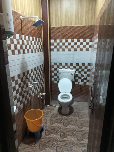 Bathroom 4, Shree Ram Saroj Aksh Dham, Mathura