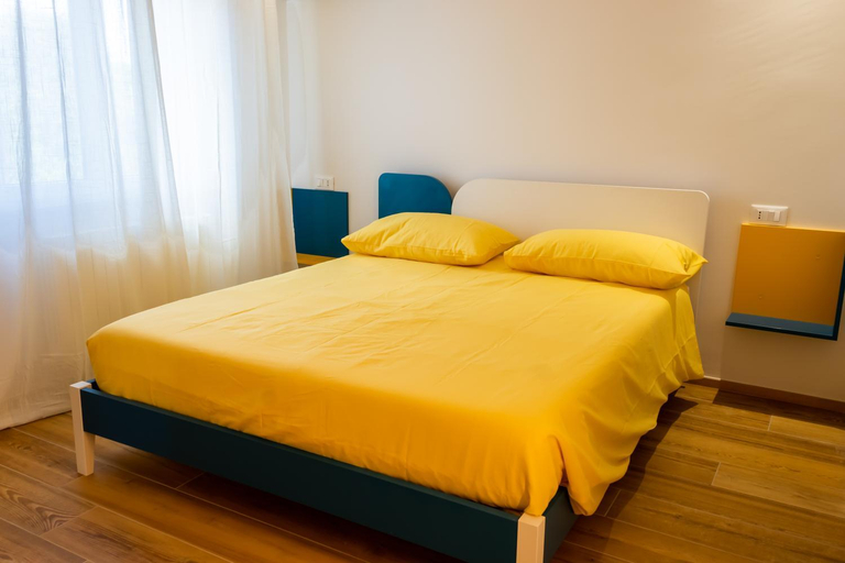 Bedroom 2, Voglia d'aMare, Ancona