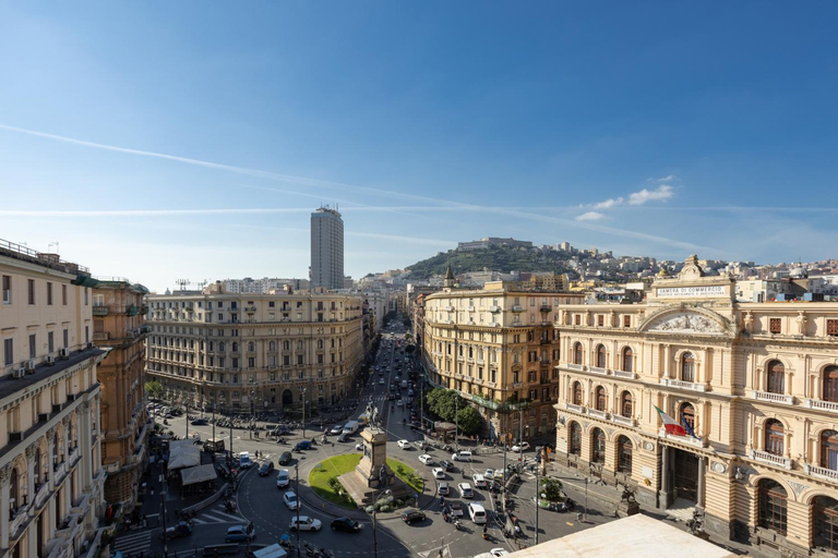 Others 5, Boemi smart suites, Napoli