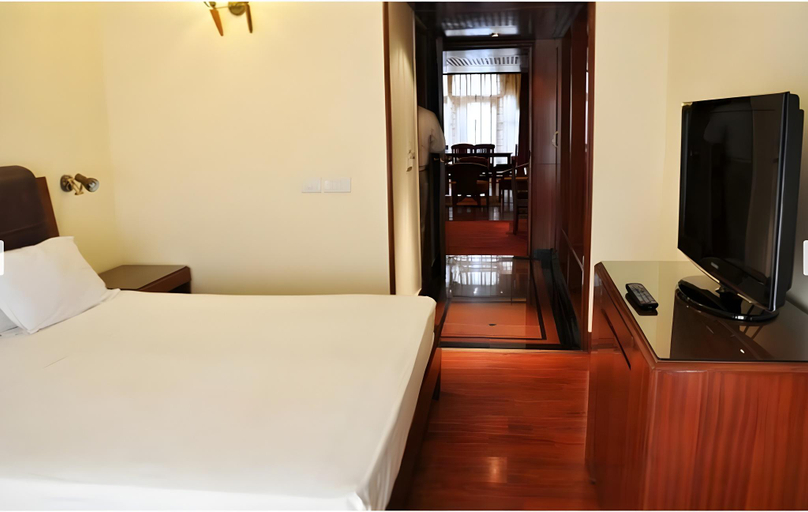 Others 3, Hotel Gold, Panipat