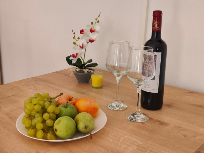 Food & Drinks 5, Helena Apartments in Paradisi, South Aegean
