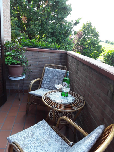 Others 4, B&B LA ROSA GIALLA, Modena