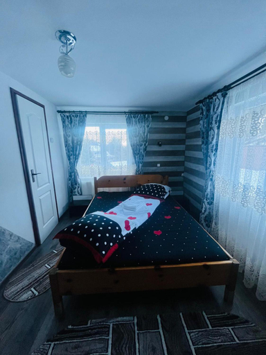 Others 5, Casa Ovidiu, Pojorata