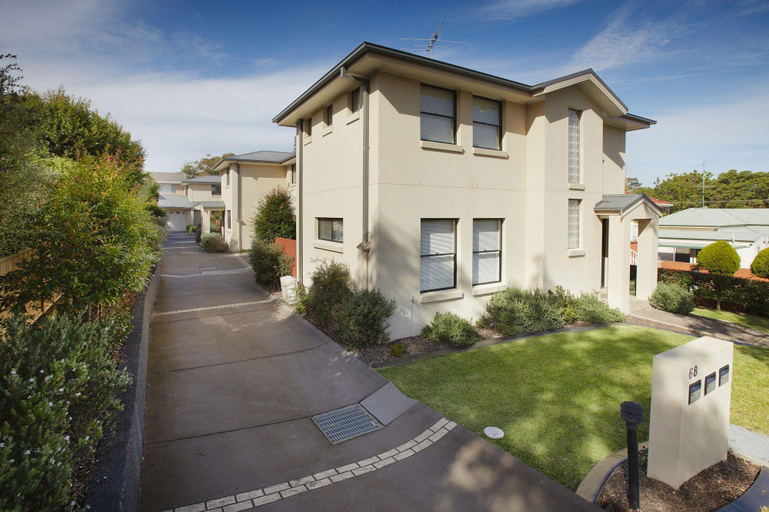 Exterior & Views 2, Charlestown Terrace, Lake Macquarie - North