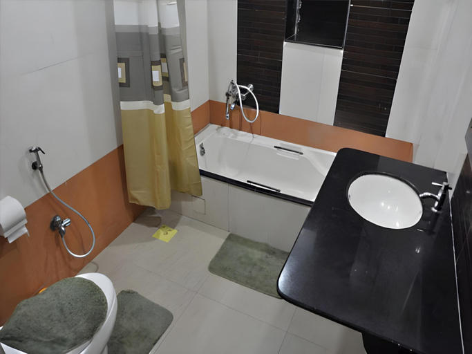 Bathroom 5, Hotel Sharan, Ahmadnagar