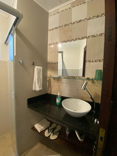 Bathroom 3, Studio Carini, Curitiba