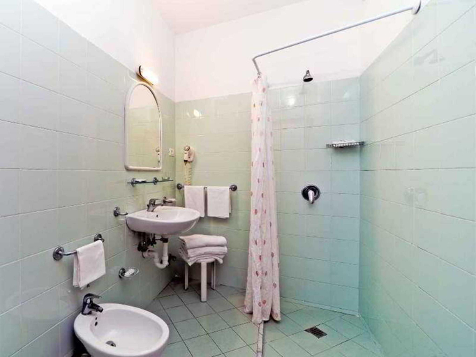 Bathroom 4, Hotel Parco Delle Agavi, Napoli
