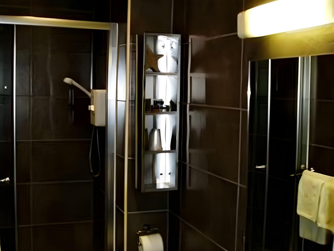 Bathroom 3, Abbotsfordlodge, Stirling