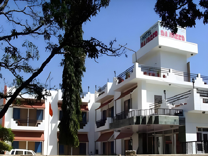 Exterior & Views 2, Hotel brijwasi palace, Garhwal