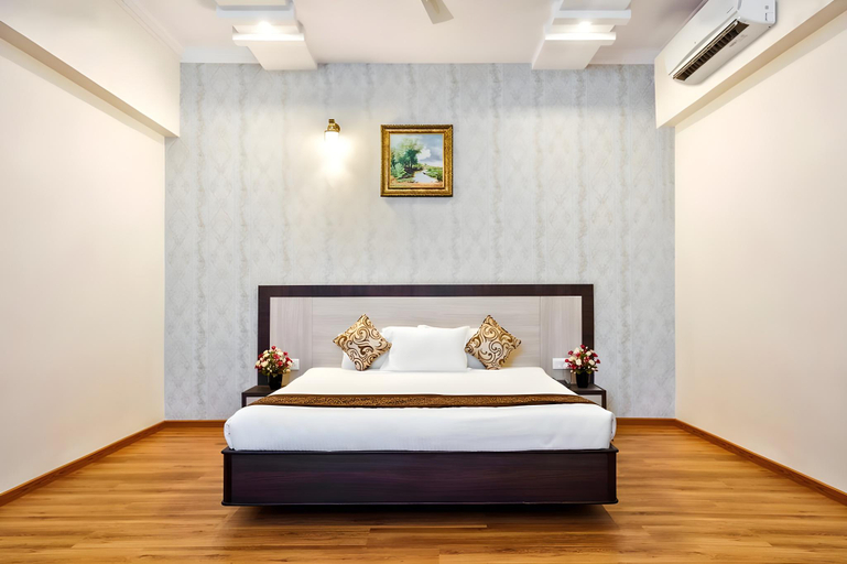 4, R G Resorts, Kolar