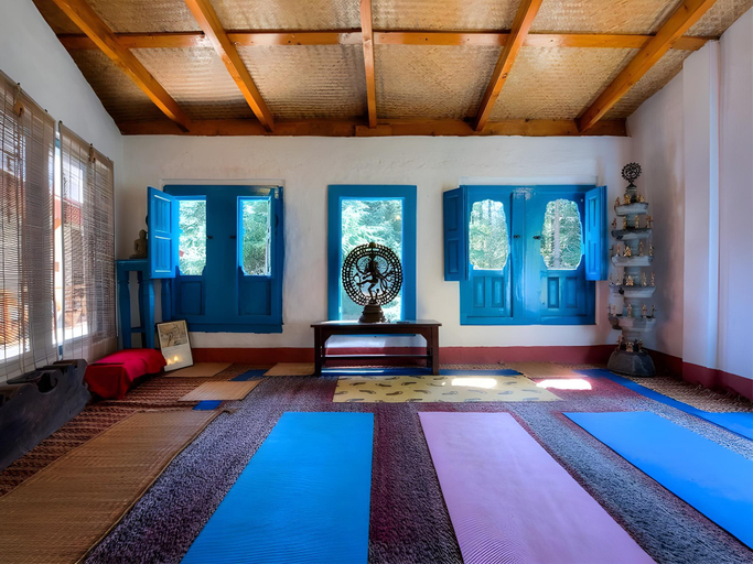 Others 5, Van Serai, Almora