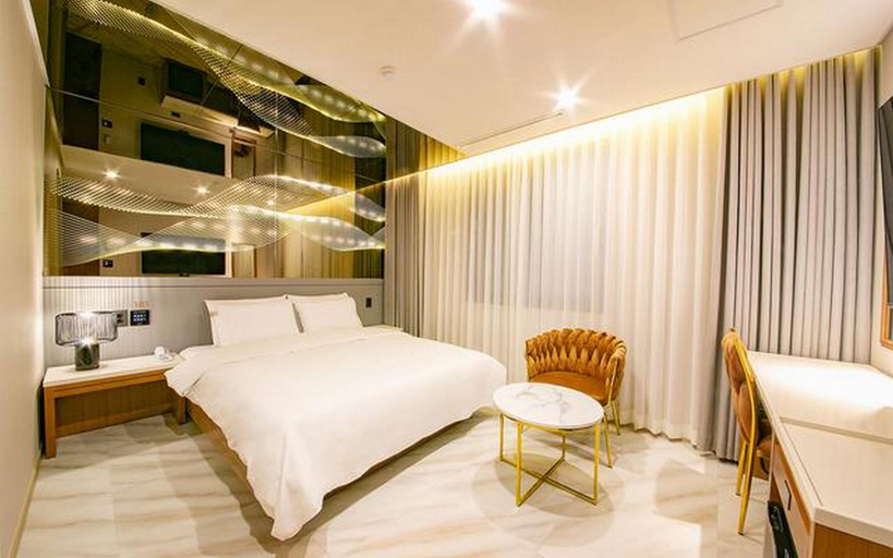 Bedroom 5, Daegu Dongchon Amusement Park SG Hotel, Dong