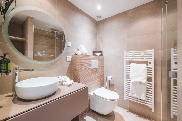 Bathroom 4, Le Suffren Hotel, Golfe de Saint-Tropez, Var