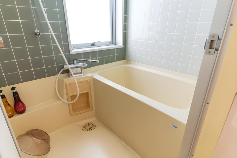 Bathroom 5, kishu railway katase enoshima hotel, Fujisawa