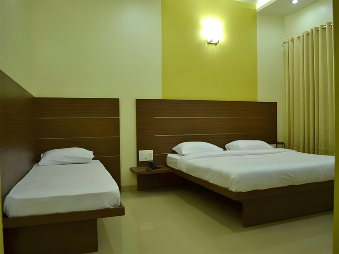 Bedroom 3, Hotel Sai Smaran, Ahmadnagar