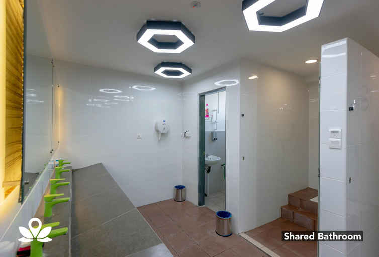 Others 4, ZEN Rooms My Space Capsule Hotel, Semporna