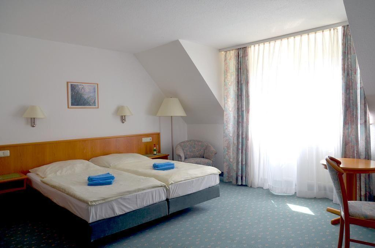 Bedroom, Zur Sommerfrische Lothramuhle, Saalfeld-Rudolstadt