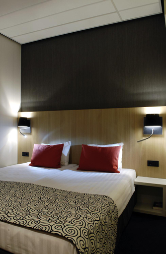 Bedroom 2, Mercure Hotel Schiphol Terminal, Haarlemmermeer