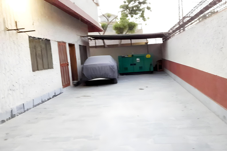 Parking lot, Indus Guest House Sukkur, Sukkur
