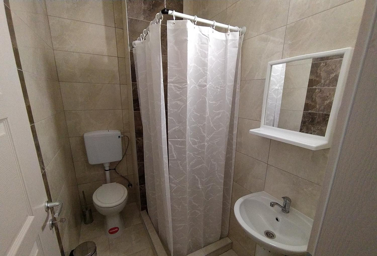 Bathroom 2, DIN Apartments Ohrid