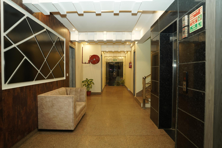 Public Area 3, Hotel Divine Aura - A Premium Hotel, Dehradun