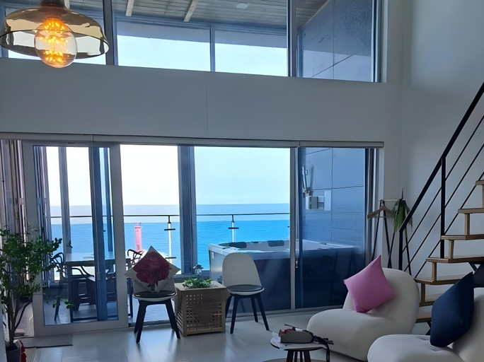 Others 3, Pohang Sea Cloud Pension, Pohang