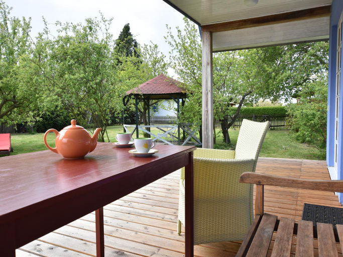 Others 5, Idyllisches Ferienhaus mit Terrasse in Rerik, Rostock