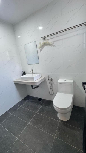 Bathroom 1, CofyHill Retreat, Kampar