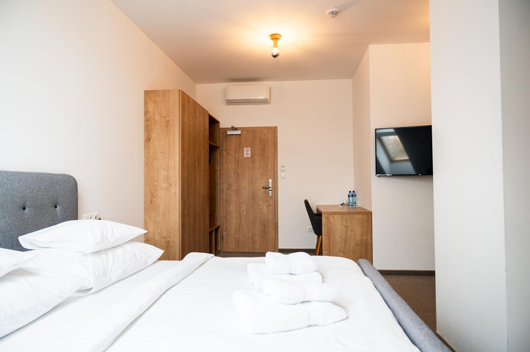 Bedroom 2, Penzion Elements, Trnava