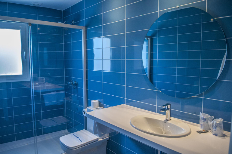 Bathroom, Petit Xuroy, Baleares