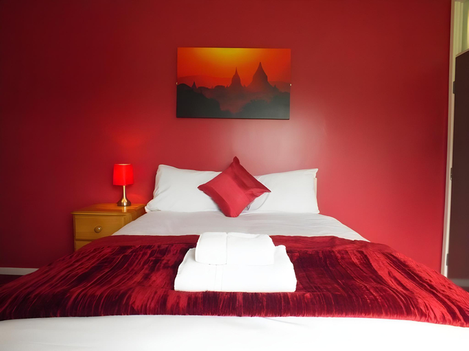 Bedroom 2, Minworth Lodge, Birmingham