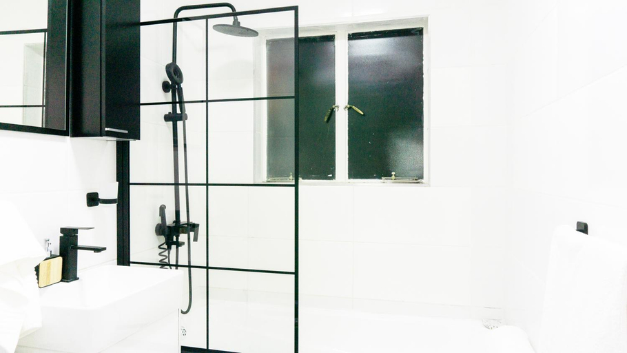 Bathroom 2, ADAIA GUEST House, City of Johannesburg