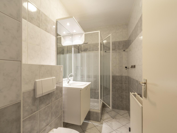 Bathroom, Apartment in Dutch Coast with Beach Access, Den Helder