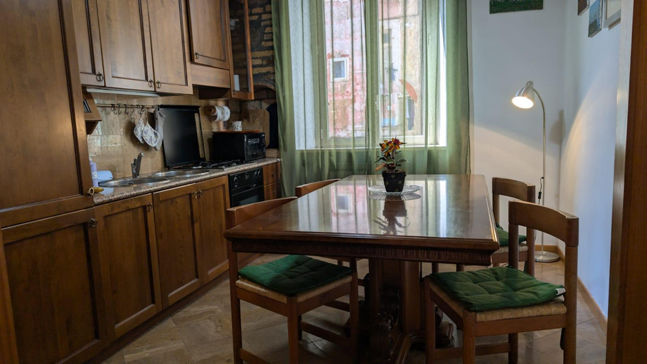 Others 3, Termini Colosseum apartment, Rome