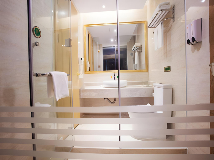 Bathroom 3, Vienna Hotel Nanning People's Square Minzhu Road, Nanning