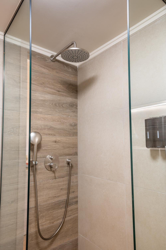 Bathroom 3, Filoxenia room with mountain view , North Aegean