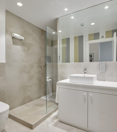 Bathroom 2, Hotel Flysch, Guipúzcoa