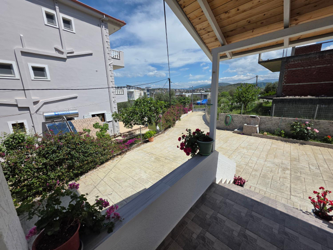 4, Apartments Veliaj, Sarandës