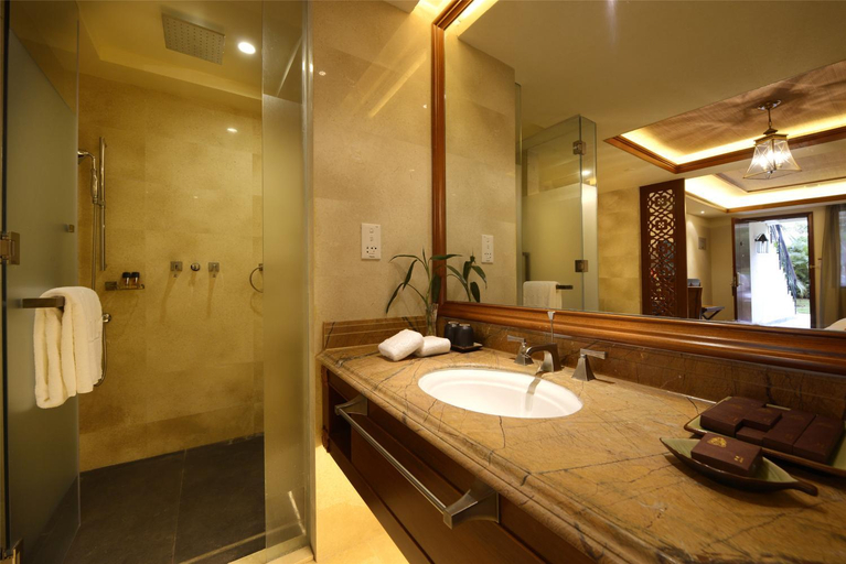 Bathroom 5, Shixishu Jianguo Yalong Bay Resort, Sanya