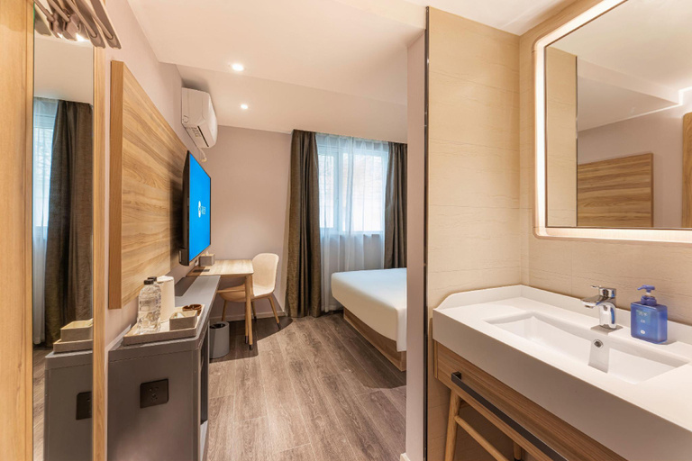 Bathroom 3, Hanting Premium Hotel Chuzhou Wuyue Plaza, Chuzhou