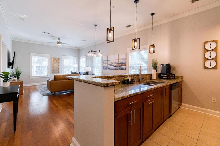 Others 5, Savannah Residences, Chatham